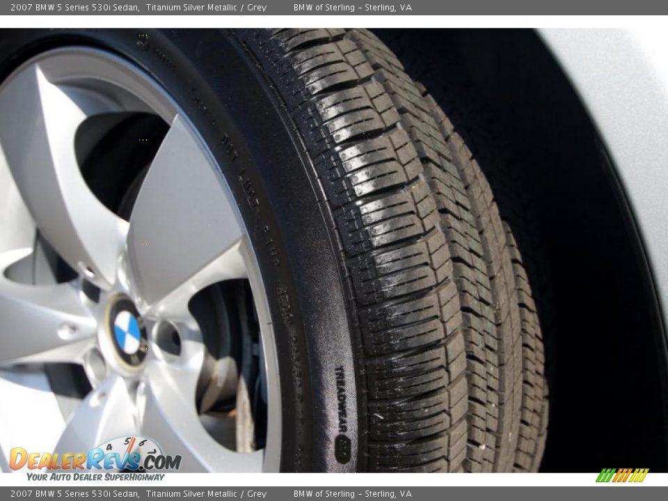 2007 BMW 5 Series 530i Sedan Titanium Silver Metallic / Grey Photo #16