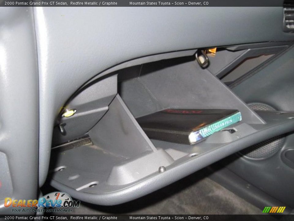 2000 Pontiac Grand Prix GT Sedan Redfire Metallic / Graphite Photo #20