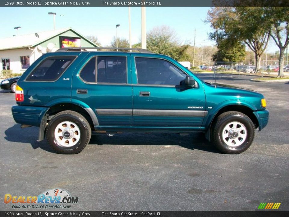 1999 Isuzu Rodeo LS Spruce Green Mica / Gray Photo #4