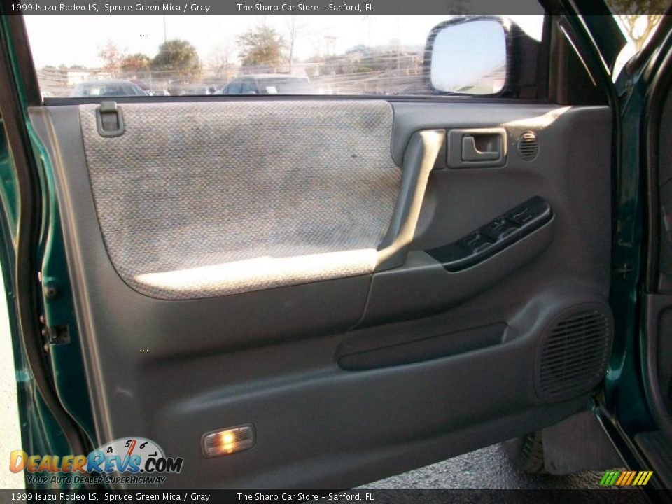 1999 Isuzu Rodeo LS Spruce Green Mica / Gray Photo #7