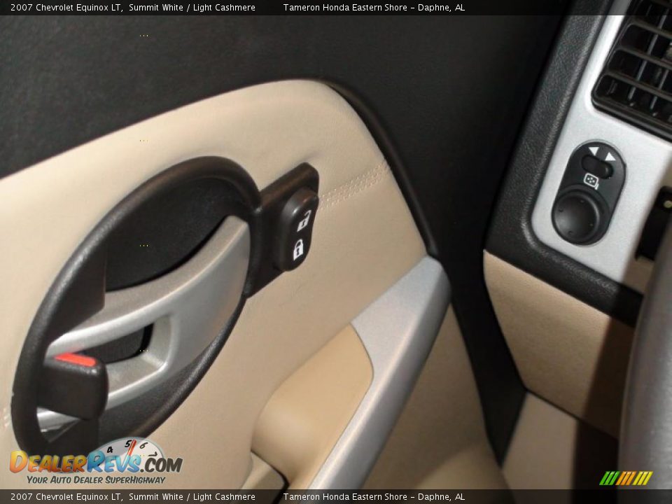 2007 Chevrolet Equinox LT Summit White / Light Cashmere Photo #15