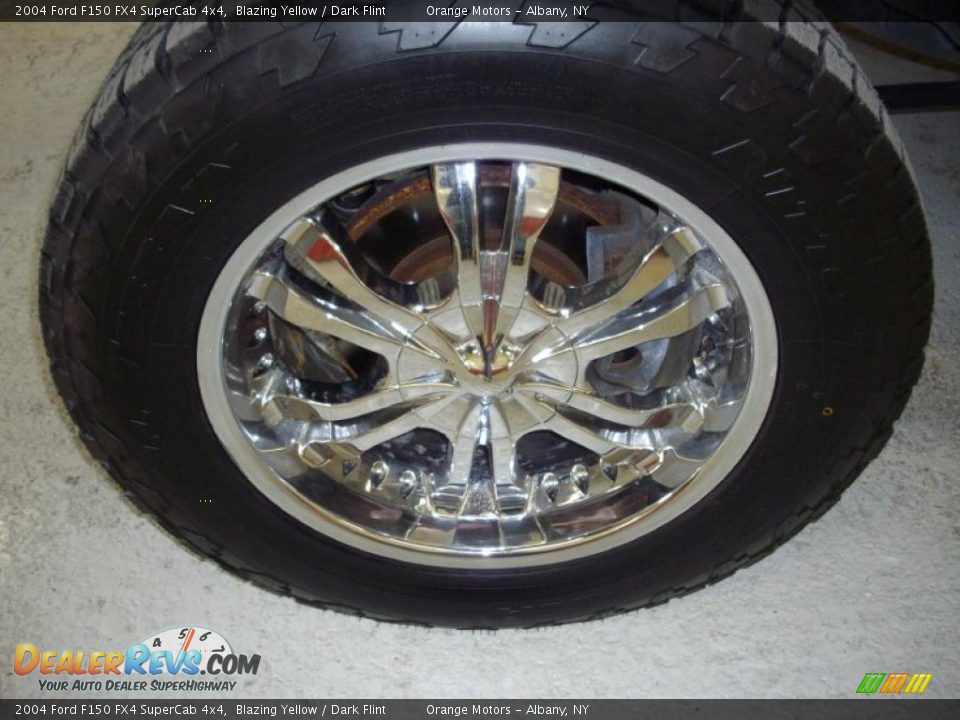 2004 Ford F150 FX4 SuperCab 4x4 Blazing Yellow / Dark Flint Photo #10
