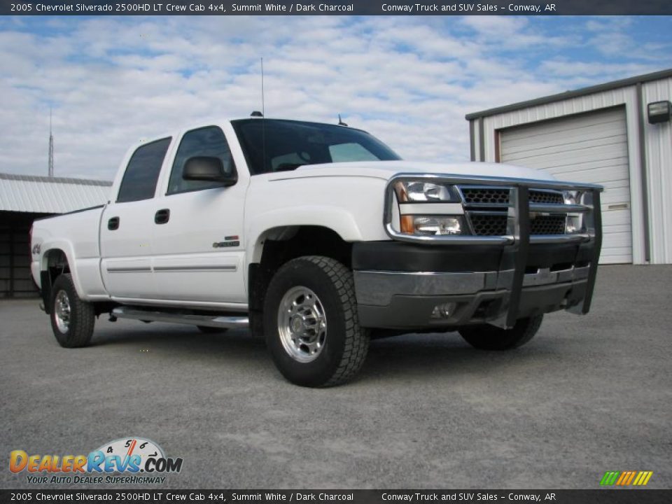 2005 Chevrolet Silverado 2500HD LT Crew Cab 4x4 Summit White / Dark Charcoal Photo #2
