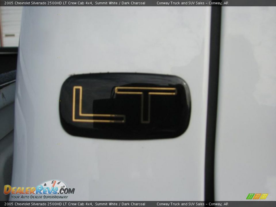 2005 Chevrolet Silverado 2500HD LT Crew Cab 4x4 Summit White / Dark Charcoal Photo #10