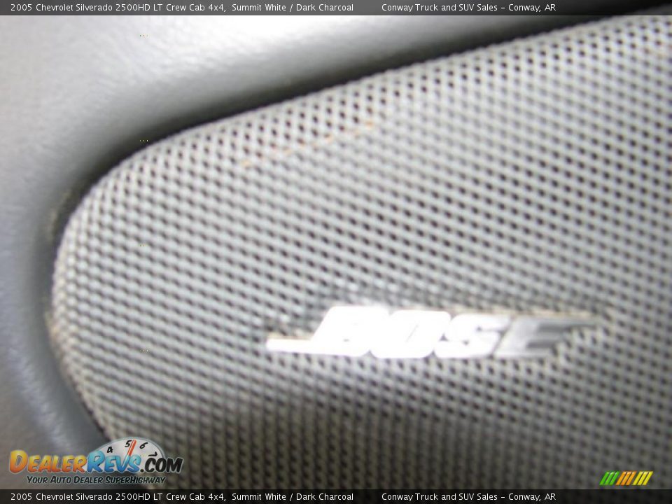 2005 Chevrolet Silverado 2500HD LT Crew Cab 4x4 Summit White / Dark Charcoal Photo #16