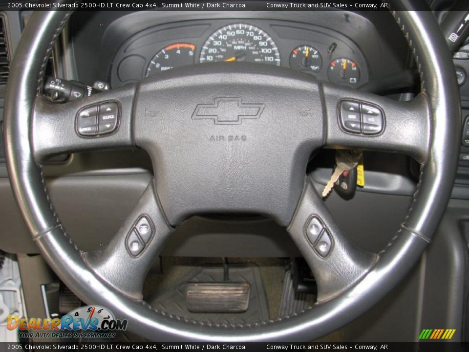 2005 Chevrolet Silverado 2500HD LT Crew Cab 4x4 Summit White / Dark Charcoal Photo #18
