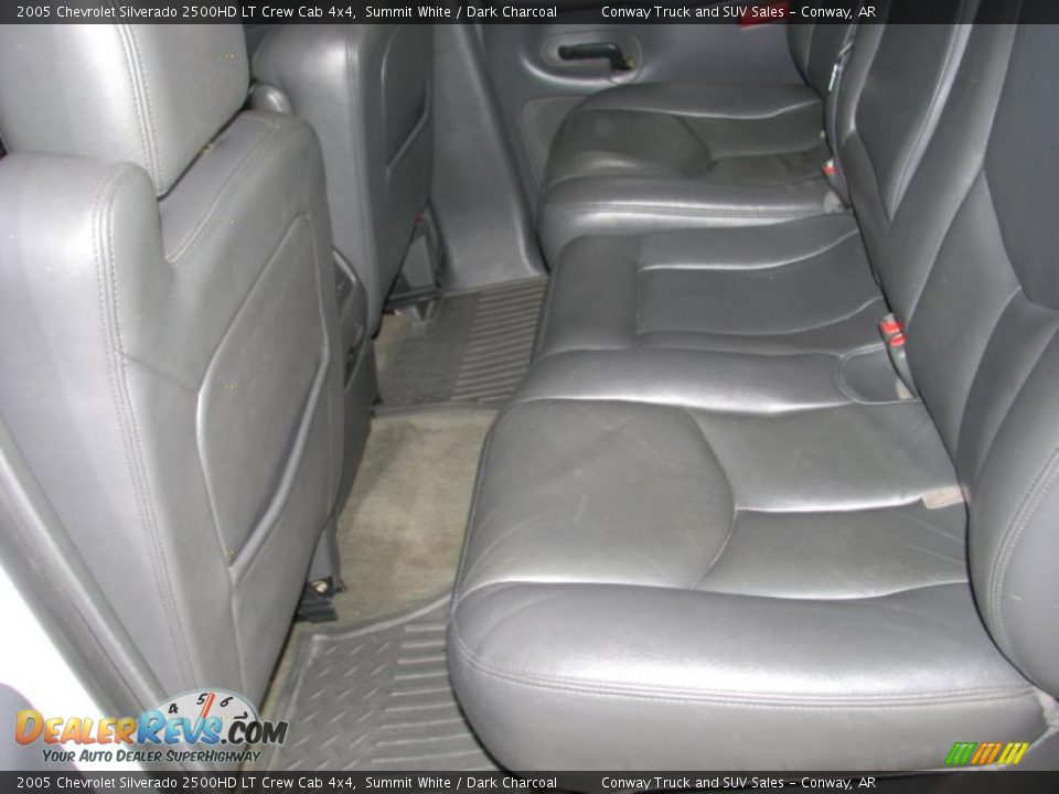 2005 Chevrolet Silverado 2500HD LT Crew Cab 4x4 Summit White / Dark Charcoal Photo #20