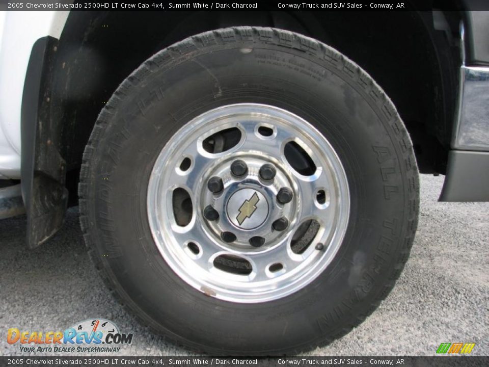 2005 Chevrolet Silverado 2500HD LT Crew Cab 4x4 Summit White / Dark Charcoal Photo #24