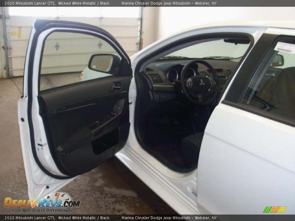 2010 Mitsubishi Lancer GTS Wicked White Metallic / Black Photo #13