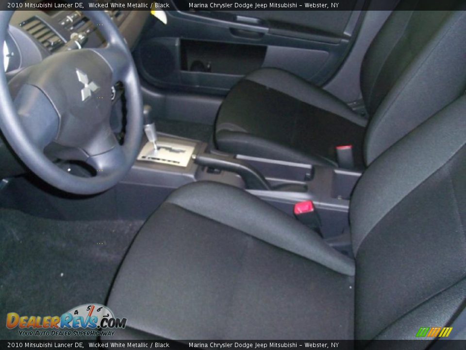 2010 Mitsubishi Lancer DE Wicked White Metallic / Black Photo #2