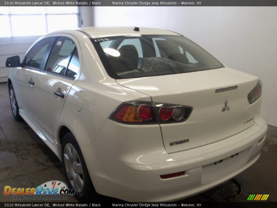2010 Mitsubishi Lancer DE Wicked White Metallic / Black Photo #5