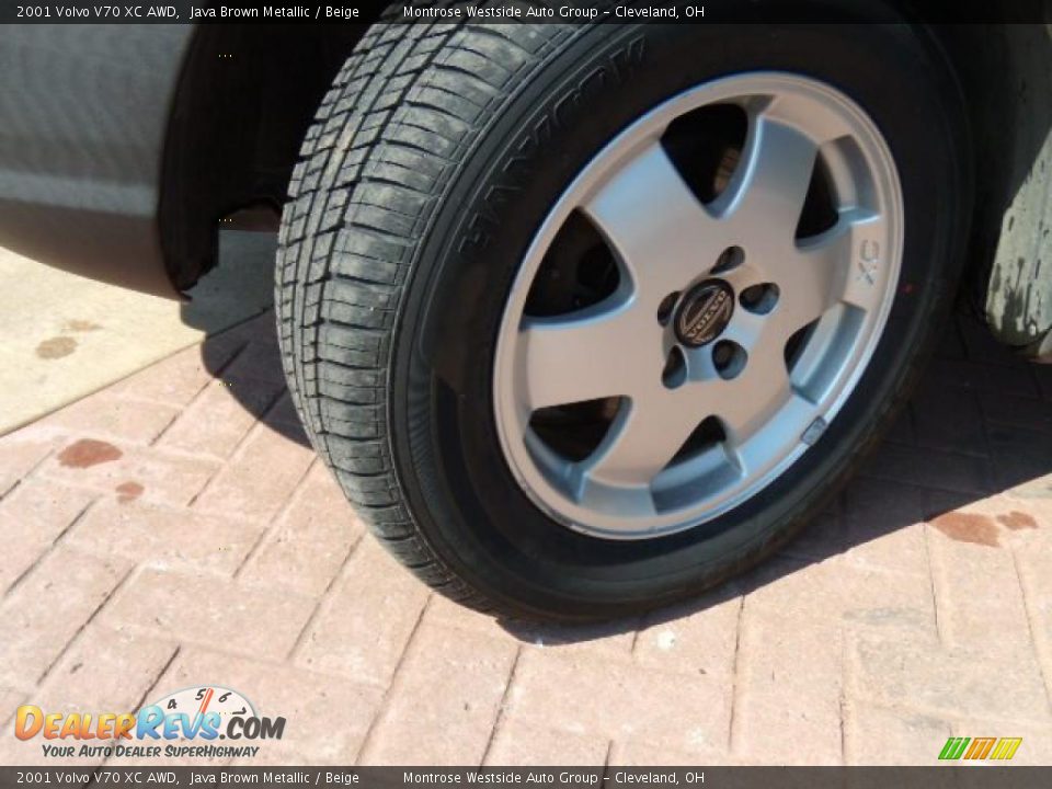 2001 Volvo V70 XC AWD Java Brown Metallic / Beige Photo #20