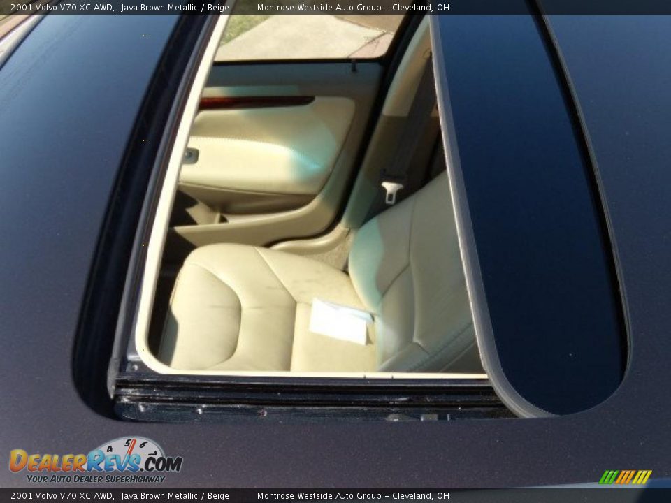 2001 Volvo V70 XC AWD Java Brown Metallic / Beige Photo #21