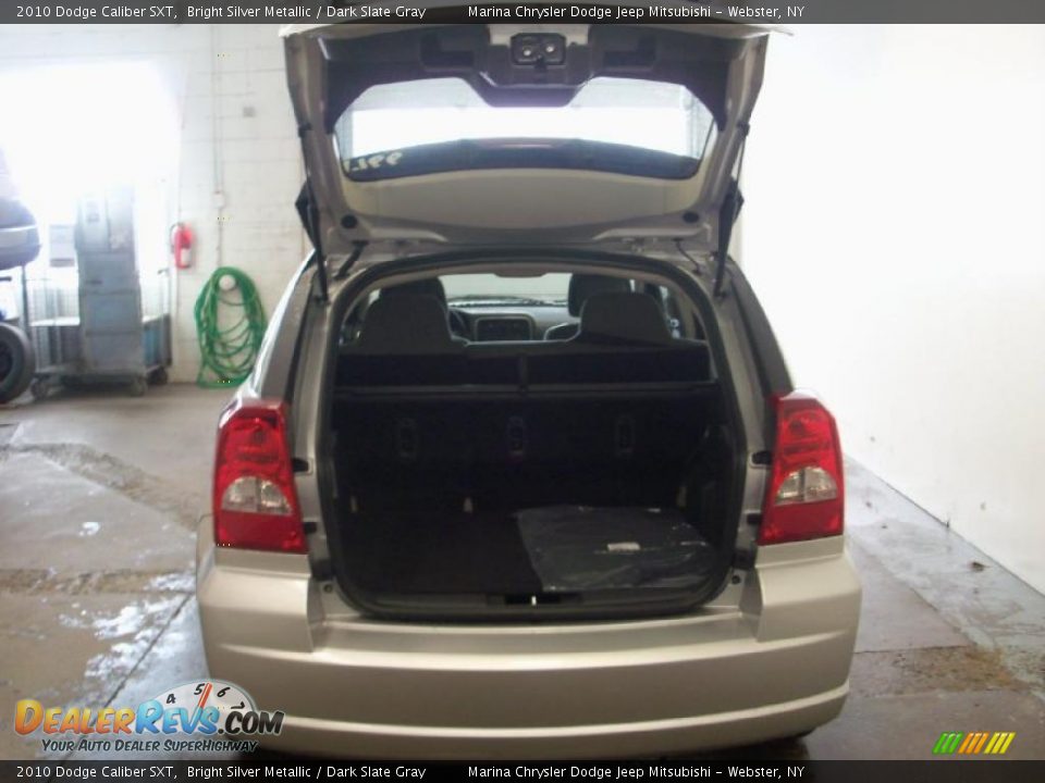 2010 Dodge Caliber SXT Bright Silver Metallic / Dark Slate Gray Photo #15
