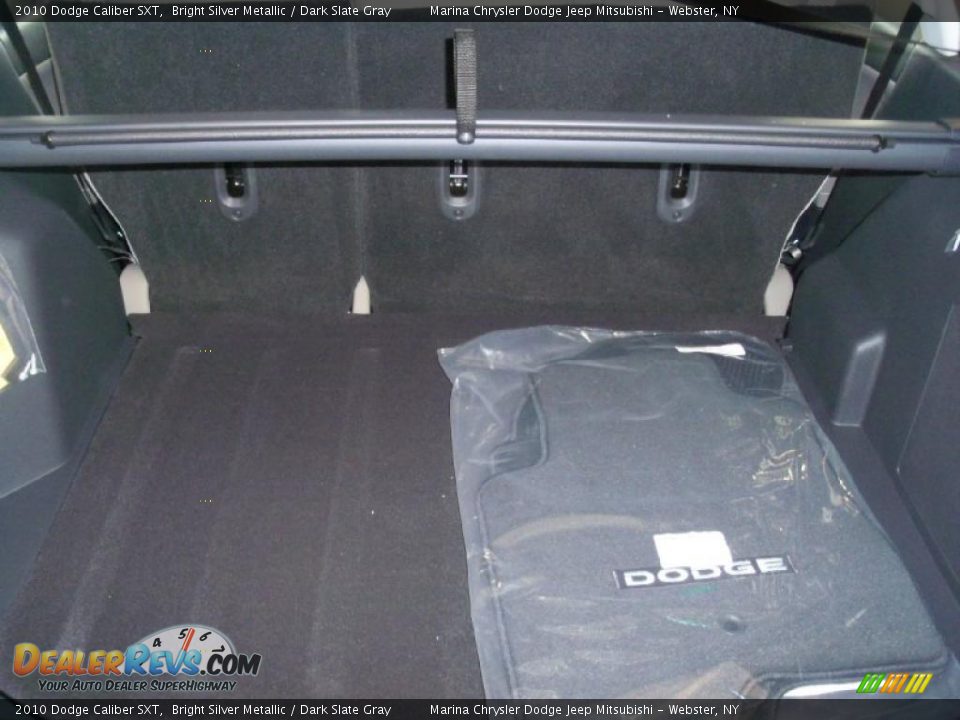 2010 Dodge Caliber SXT Bright Silver Metallic / Dark Slate Gray Photo #16