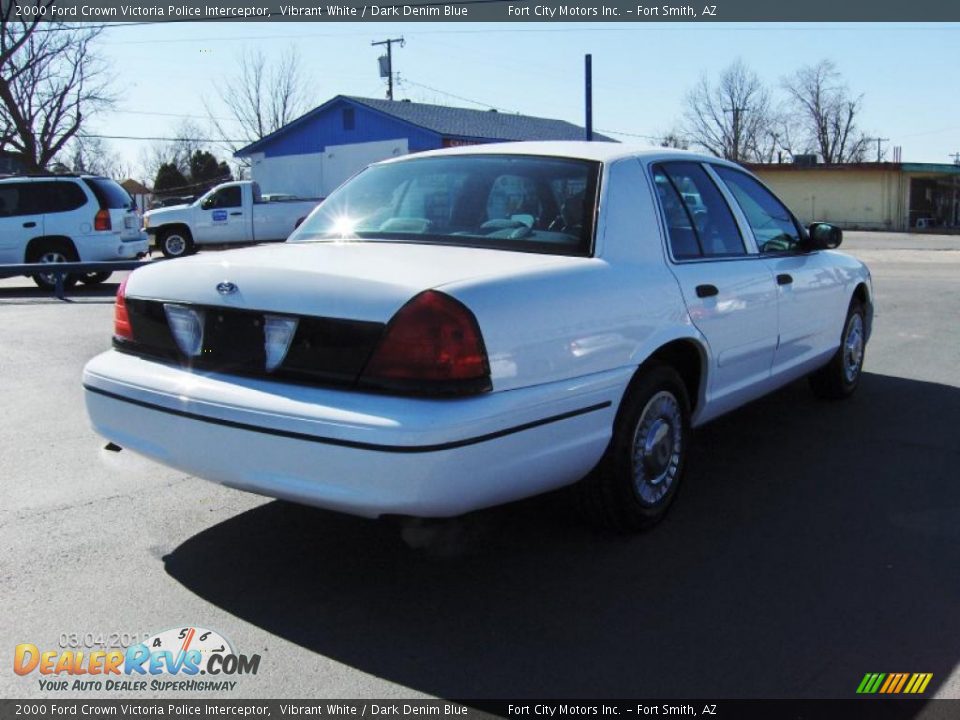 2000 Ford Crown Victoria Police Interceptor Vibrant White / Dark Denim Blue Photo #3