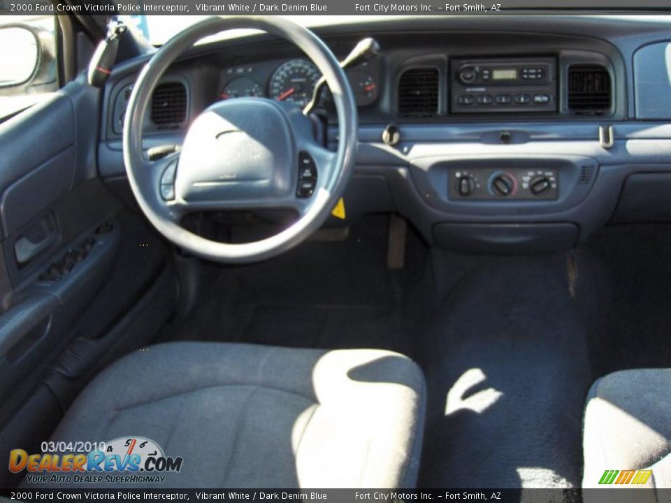 2000 Ford Crown Victoria Police Interceptor Vibrant White / Dark Denim Blue Photo #8