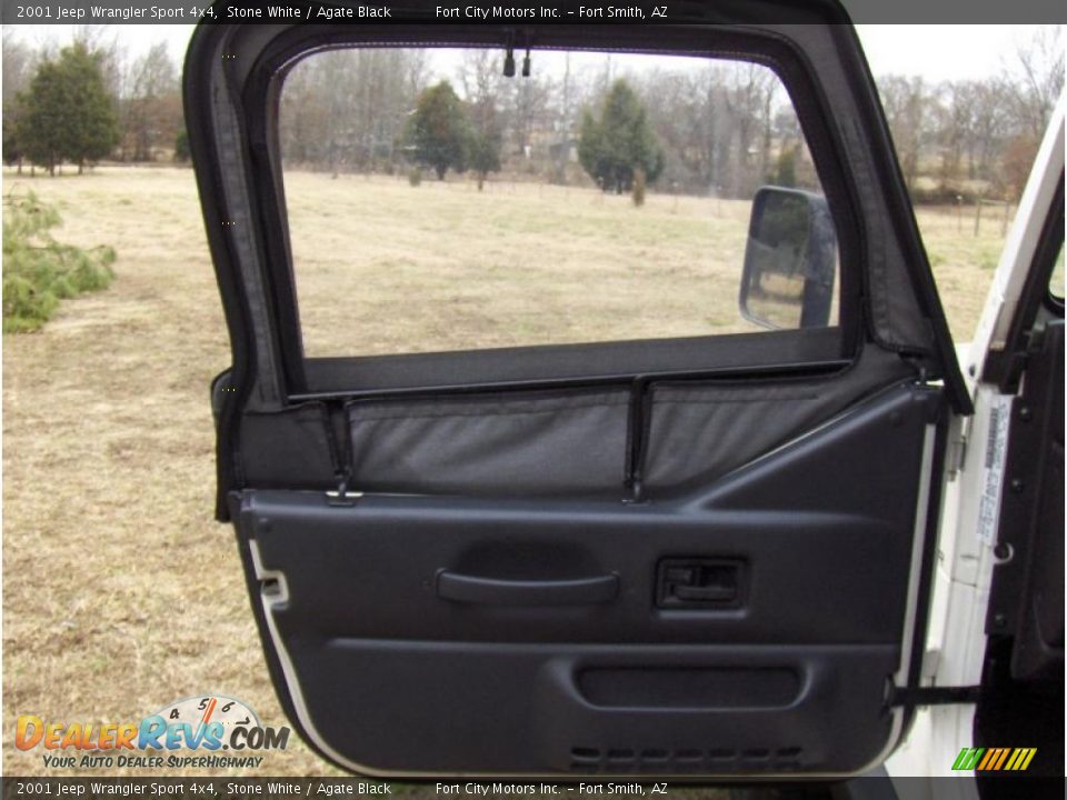 2001 Jeep Wrangler Sport 4x4 Stone White / Agate Black Photo #7