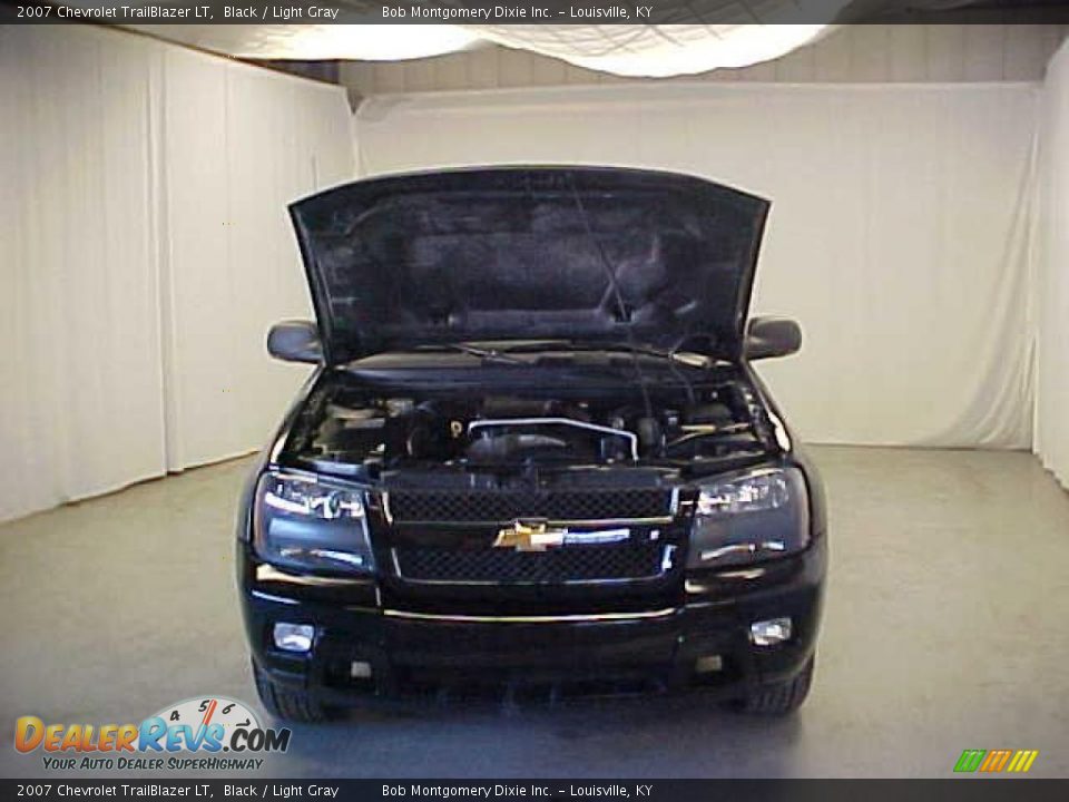 2007 Chevrolet TrailBlazer LT Black / Light Gray Photo #4