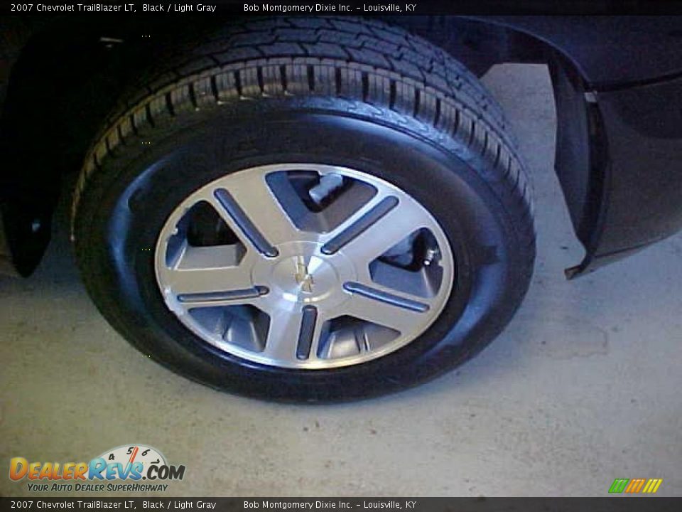 2007 Chevrolet TrailBlazer LT Black / Light Gray Photo #6