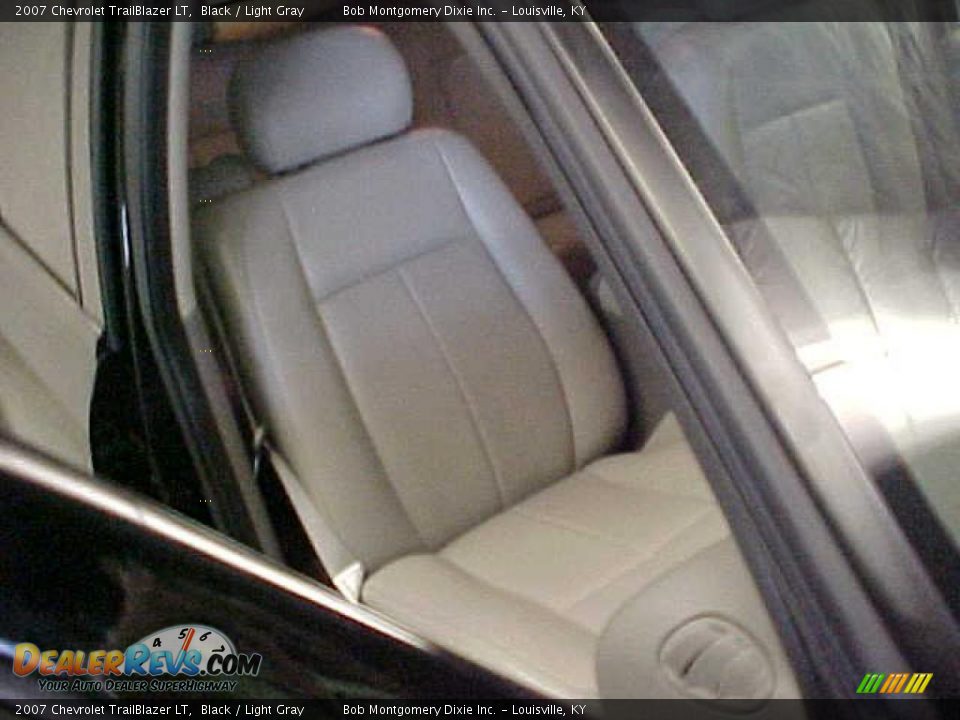 2007 Chevrolet TrailBlazer LT Black / Light Gray Photo #10