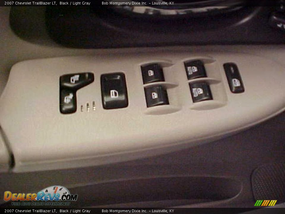 2007 Chevrolet TrailBlazer LT Black / Light Gray Photo #20