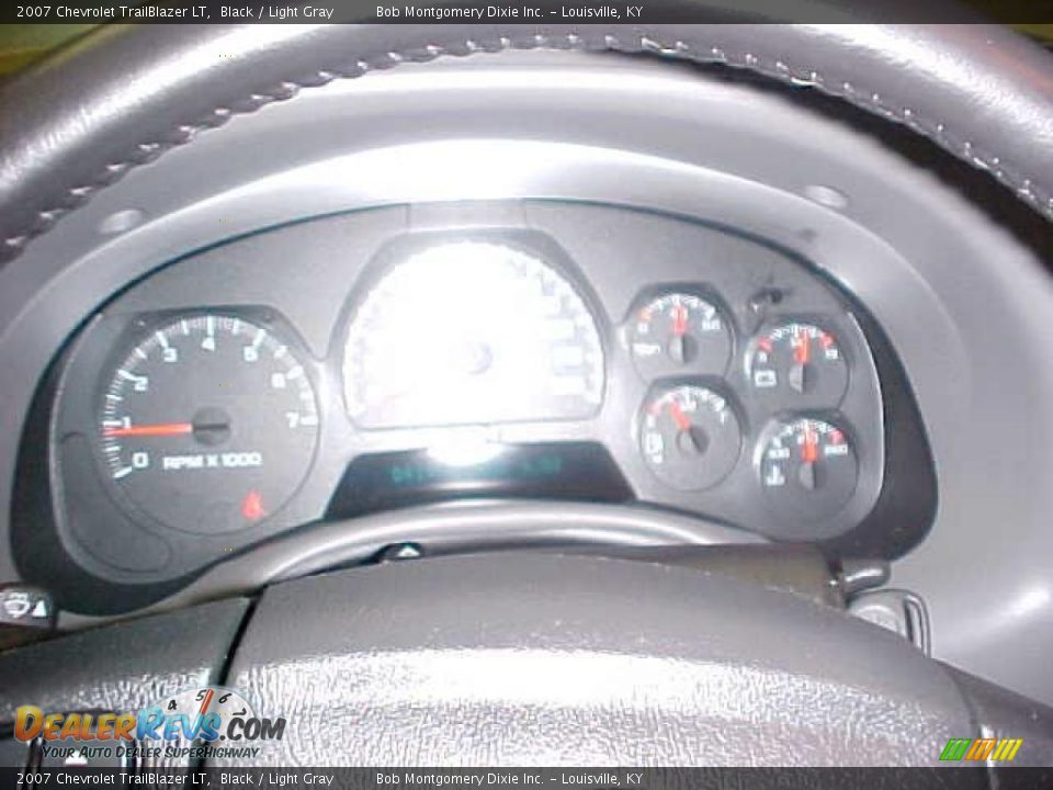 2007 Chevrolet TrailBlazer LT Black / Light Gray Photo #23