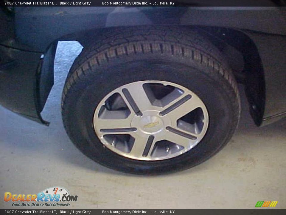 2007 Chevrolet TrailBlazer LT Black / Light Gray Photo #27