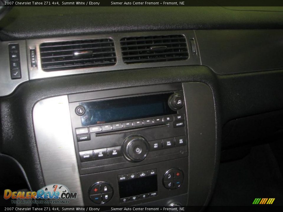 2007 Chevrolet Tahoe Z71 4x4 Summit White / Ebony Photo #36