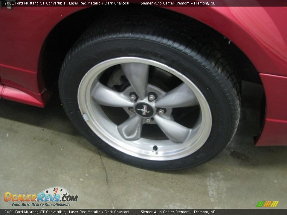 2001 Ford Mustang GT Convertible Laser Red Metallic / Dark Charcoal Photo #3