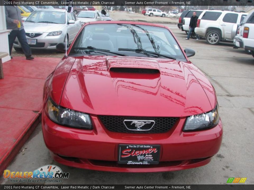 2001 Ford Mustang GT Convertible Laser Red Metallic / Dark Charcoal Photo #4