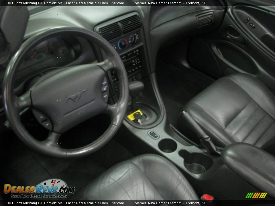 2001 Ford Mustang GT Convertible Laser Red Metallic / Dark Charcoal Photo #6