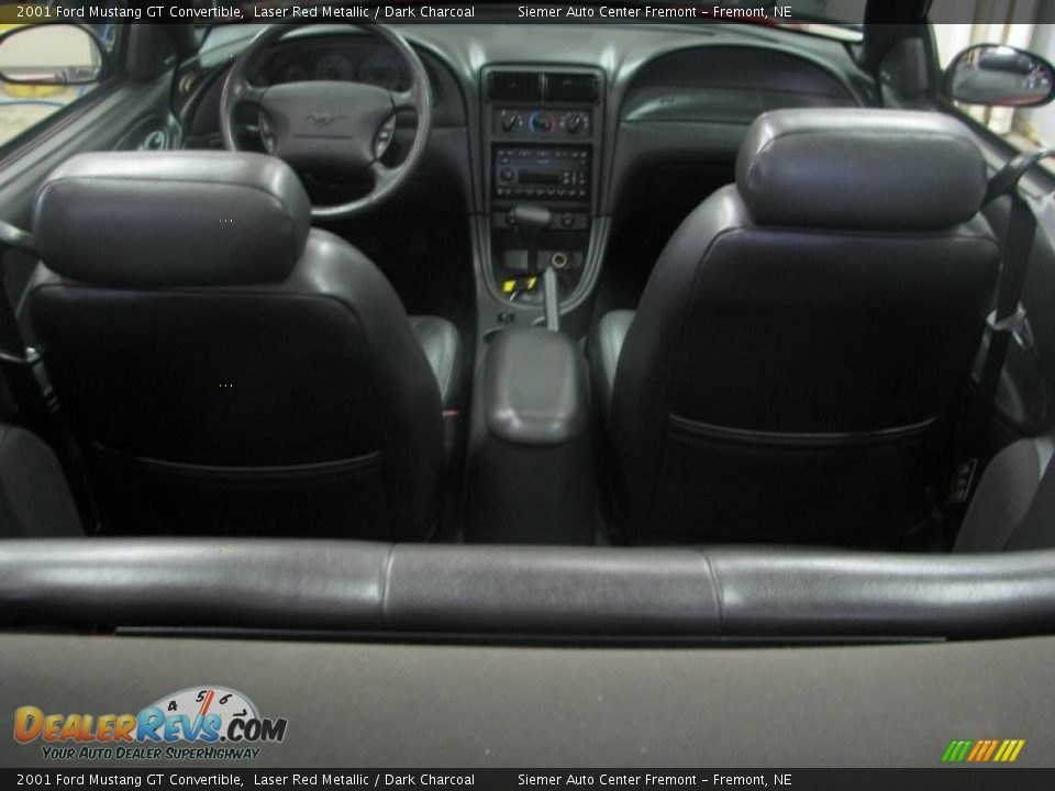 2001 Ford Mustang GT Convertible Laser Red Metallic / Dark Charcoal Photo #17
