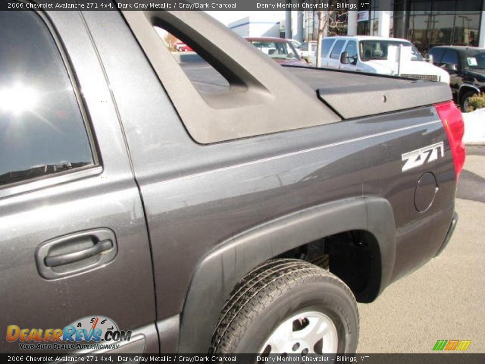 2006 Chevrolet Avalanche Z71 4x4 Dark Gray Metallic / Gray/Dark Charcoal Photo #11