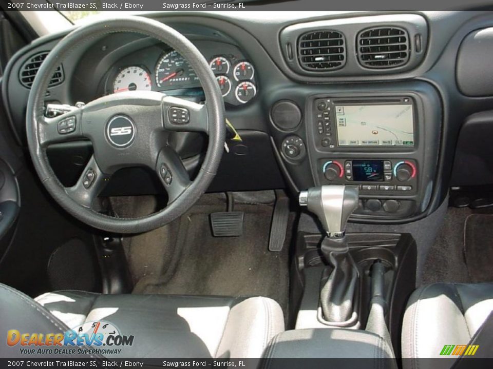 2007 Chevrolet TrailBlazer SS Black / Ebony Photo #17