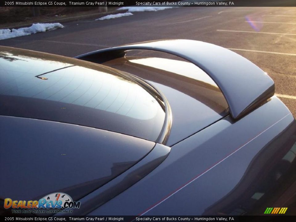 2005 Mitsubishi Eclipse GS Coupe Titanium Gray Pearl / Midnight Photo #16