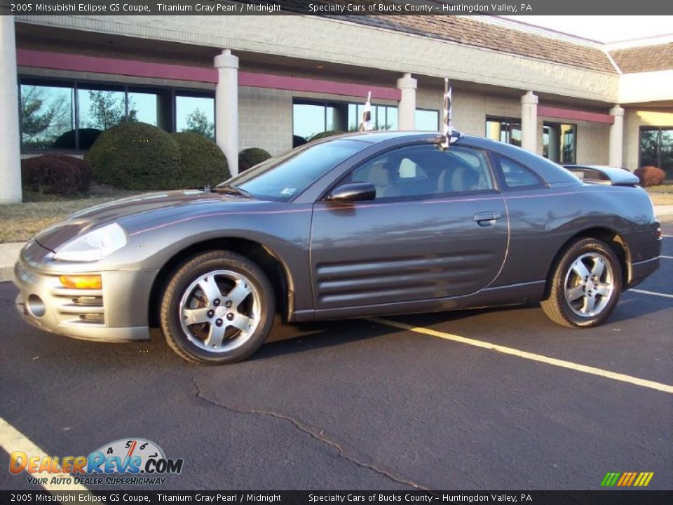 2005 Mitsubishi Eclipse GS Coupe Titanium Gray Pearl / Midnight Photo #18