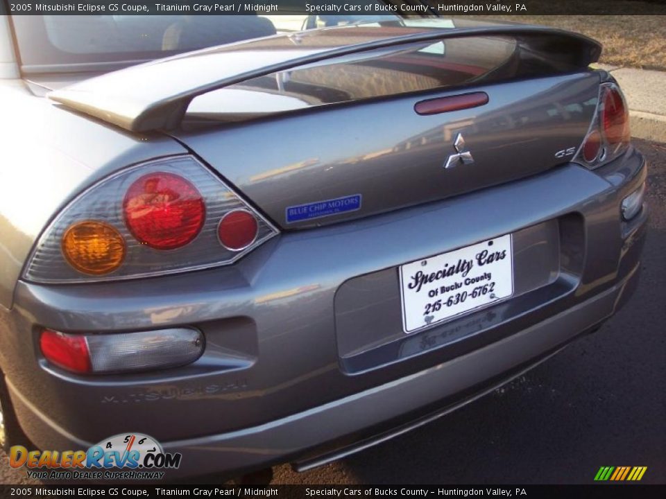 2005 Mitsubishi Eclipse GS Coupe Titanium Gray Pearl / Midnight Photo #24