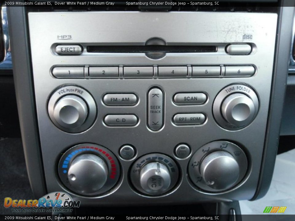 2009 Mitsubishi Galant ES Dover White Pearl / Medium Gray Photo #23