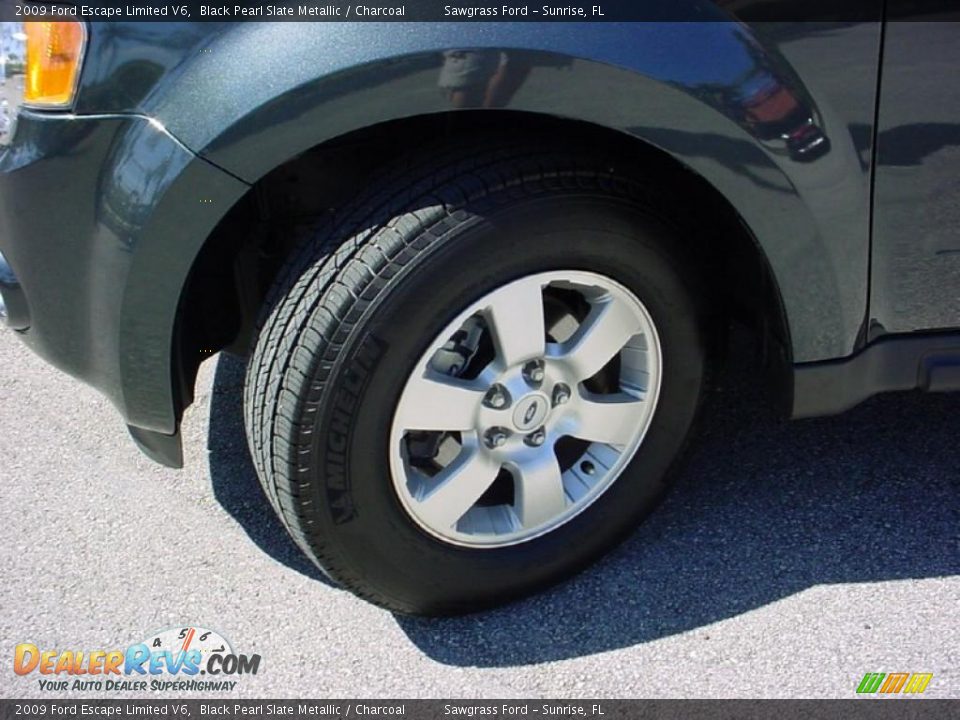 2009 Ford Escape Limited V6 Black Pearl Slate Metallic / Charcoal Photo #16