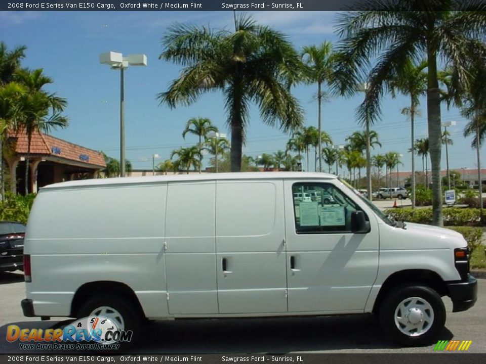 2008 Ford E Series Van E150 Cargo Oxford White / Medium Flint Photo #2