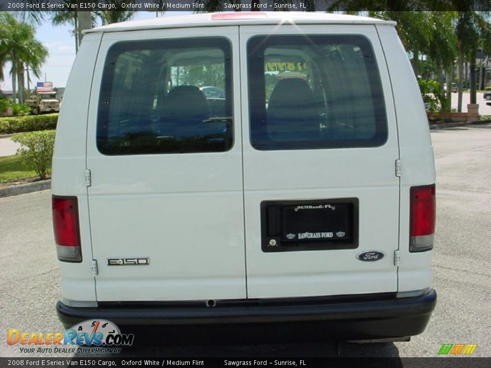 2008 Ford E Series Van E150 Cargo Oxford White / Medium Flint Photo #4