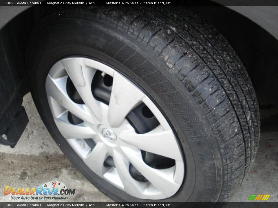 2009 Toyota Corolla LE Magnetic Gray Metallic / Ash Photo #3