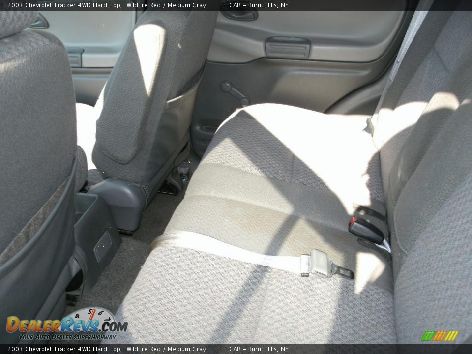 2003 Chevrolet Tracker 4WD Hard Top Wildfire Red / Medium Gray Photo #7