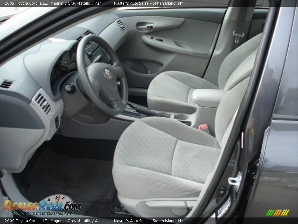 2009 Toyota Corolla LE Magnetic Gray Metallic / Ash Photo #12