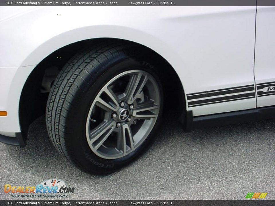 2010 Ford Mustang V6 Premium Coupe Performance White / Stone Photo #15