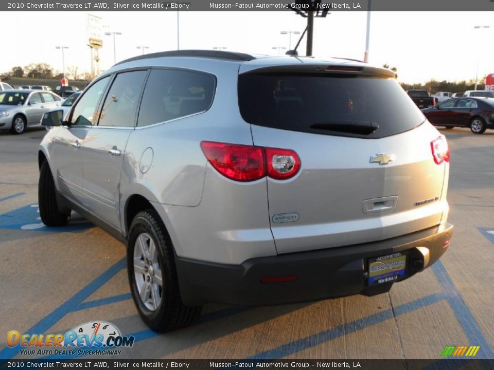 2010 Chevrolet Traverse LT AWD Silver Ice Metallic / Ebony Photo #3