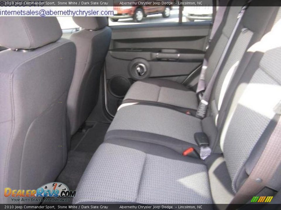 2010 Jeep Commander Sport Stone White / Dark Slate Gray Photo #10
