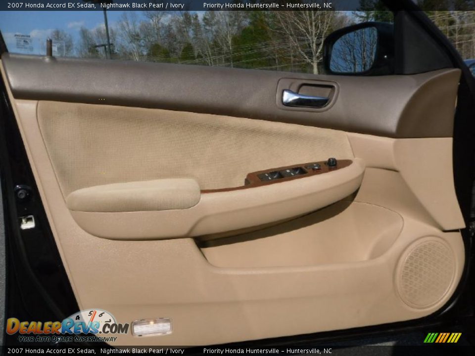 2007 Honda Accord EX Sedan Nighthawk Black Pearl / Ivory Photo #7