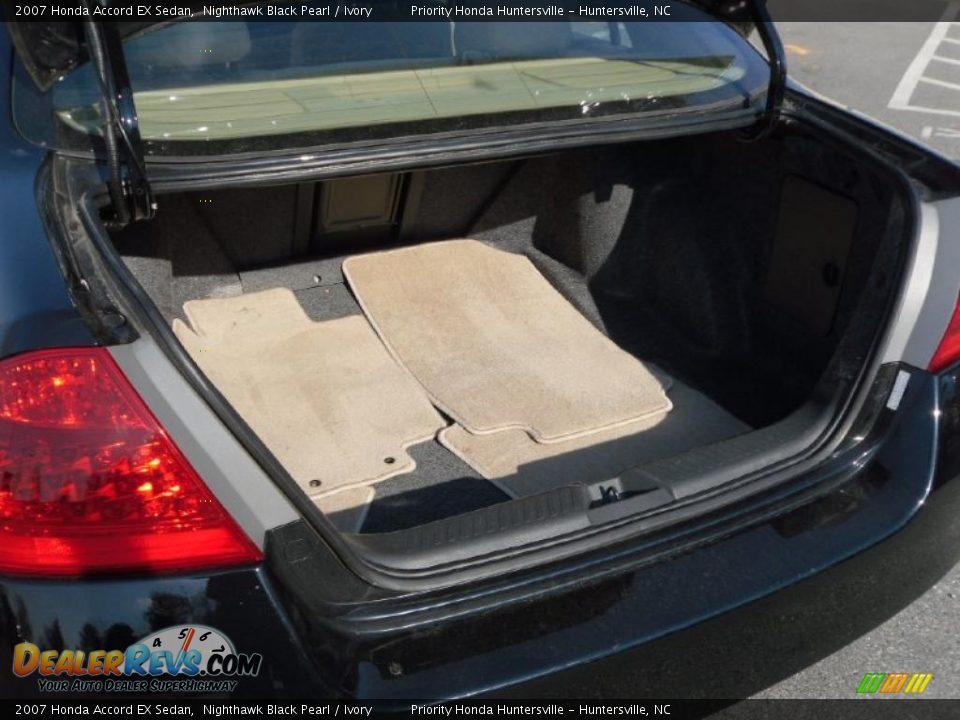 2007 Honda Accord EX Sedan Nighthawk Black Pearl / Ivory Photo #14